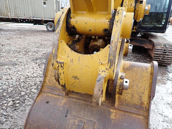 Used 2012 CAT 320EL