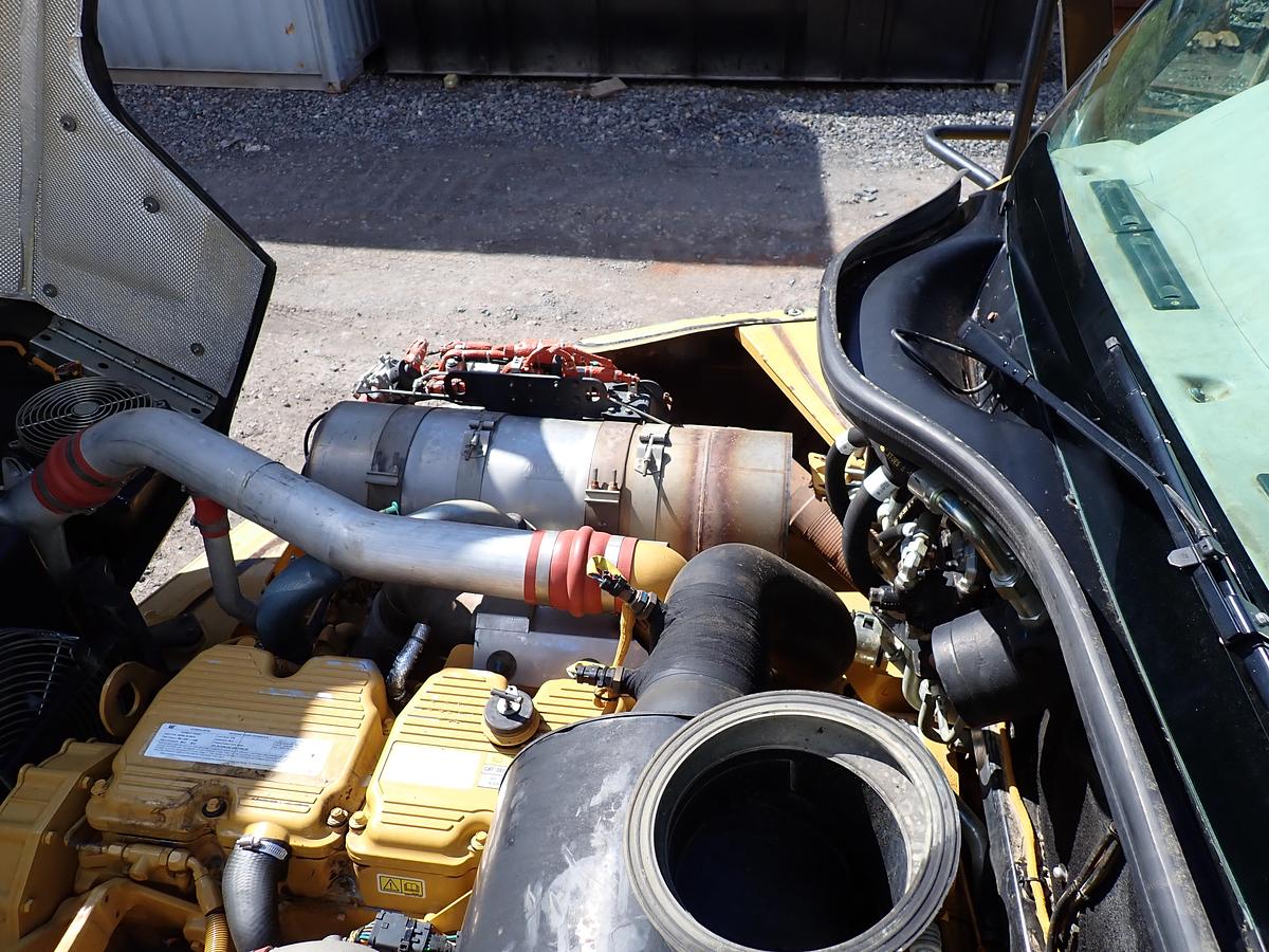 Used 2014 CAT 740B Articulated Truck