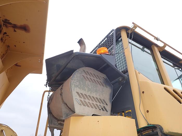 Used 2004 Volvo A40D Articulated Haul Truck