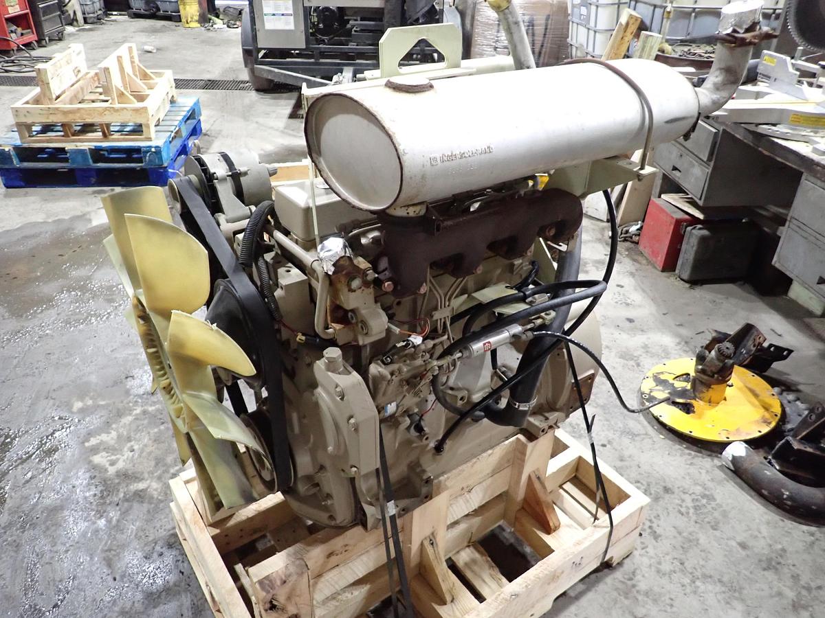 Used 2003 John Deere 4045DF150 Diesel Engine 594 HOURS!