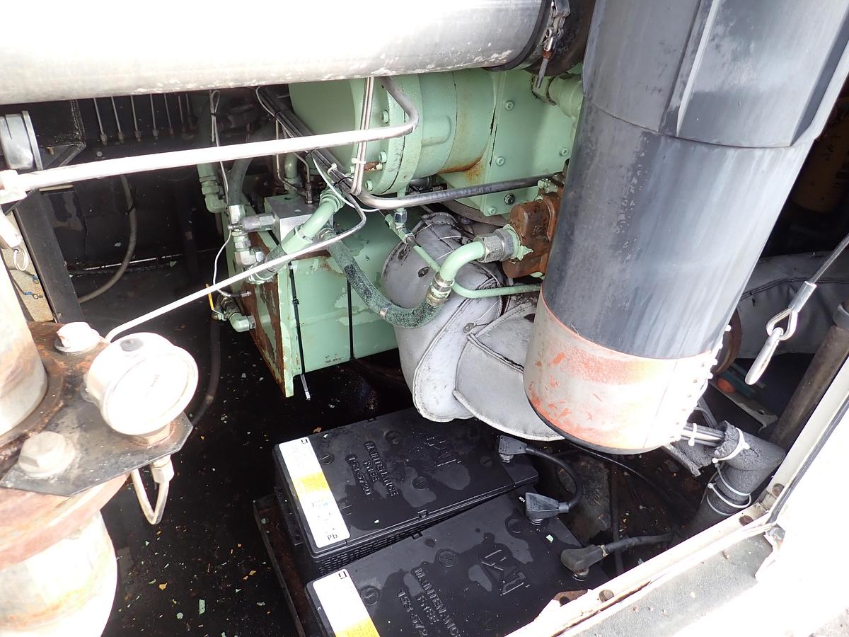 Used 2004 Sullair DE18 1550 CFM Oil Free Air Compressor CAT C16 5281 HRS