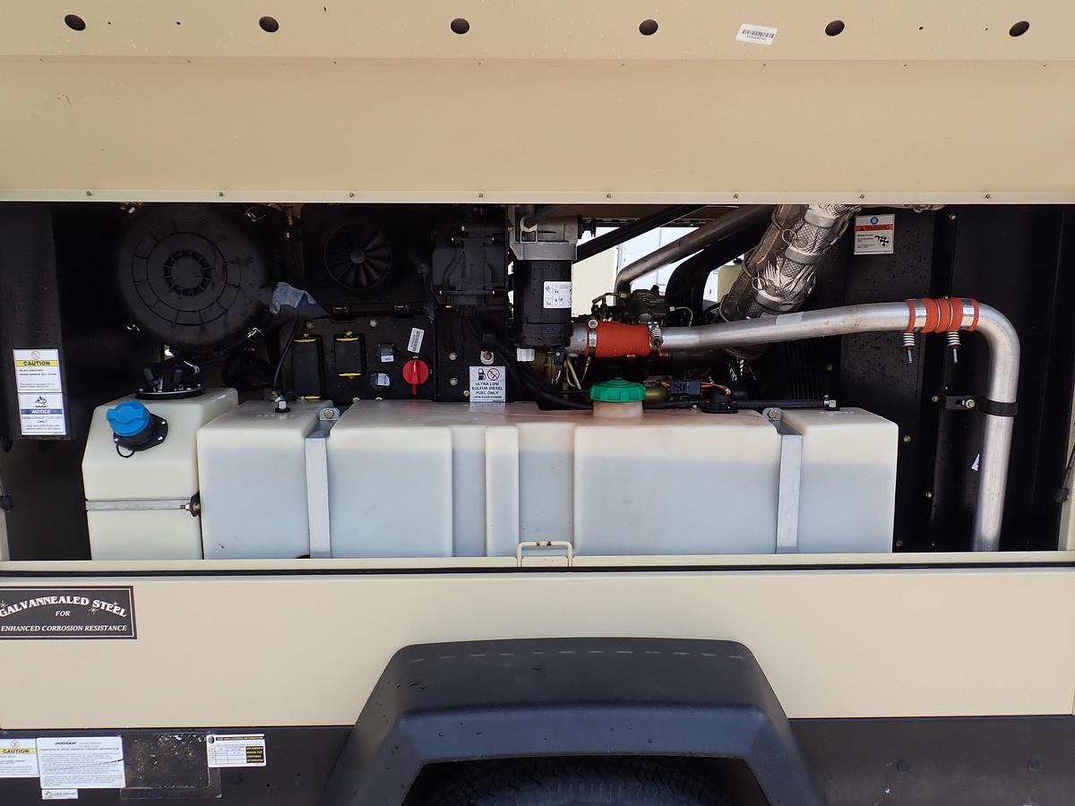 Used 2023 Doosan P425/HP375 Air Compressor 1078 HOURS