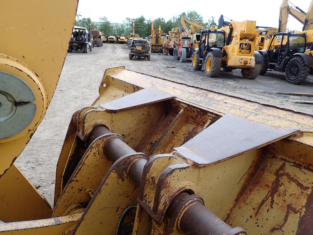 Used 2001 John Deere 624H Wheel Loader