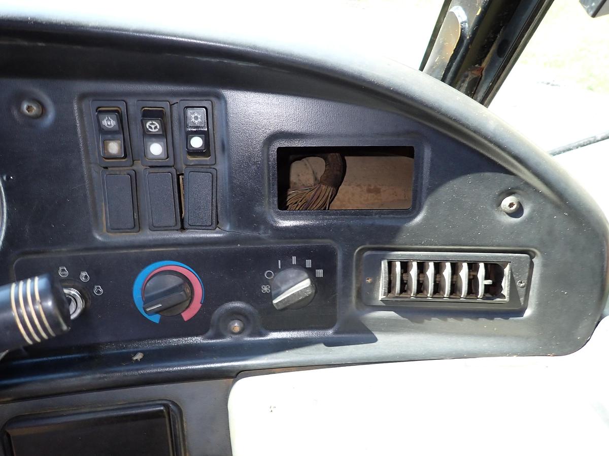 Used 2004 CAT 735 Articulated Haul Truck