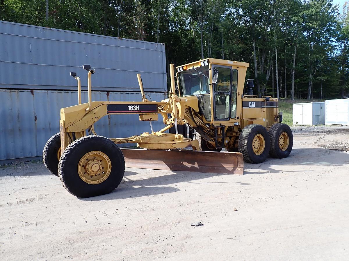 Used 1998 CAT 163H Motor Grader 