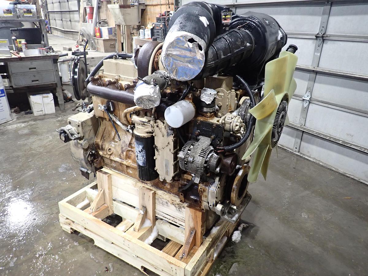 Used 2004 Cummins C8.3-300 Diesel Truck Engine CPL 2101