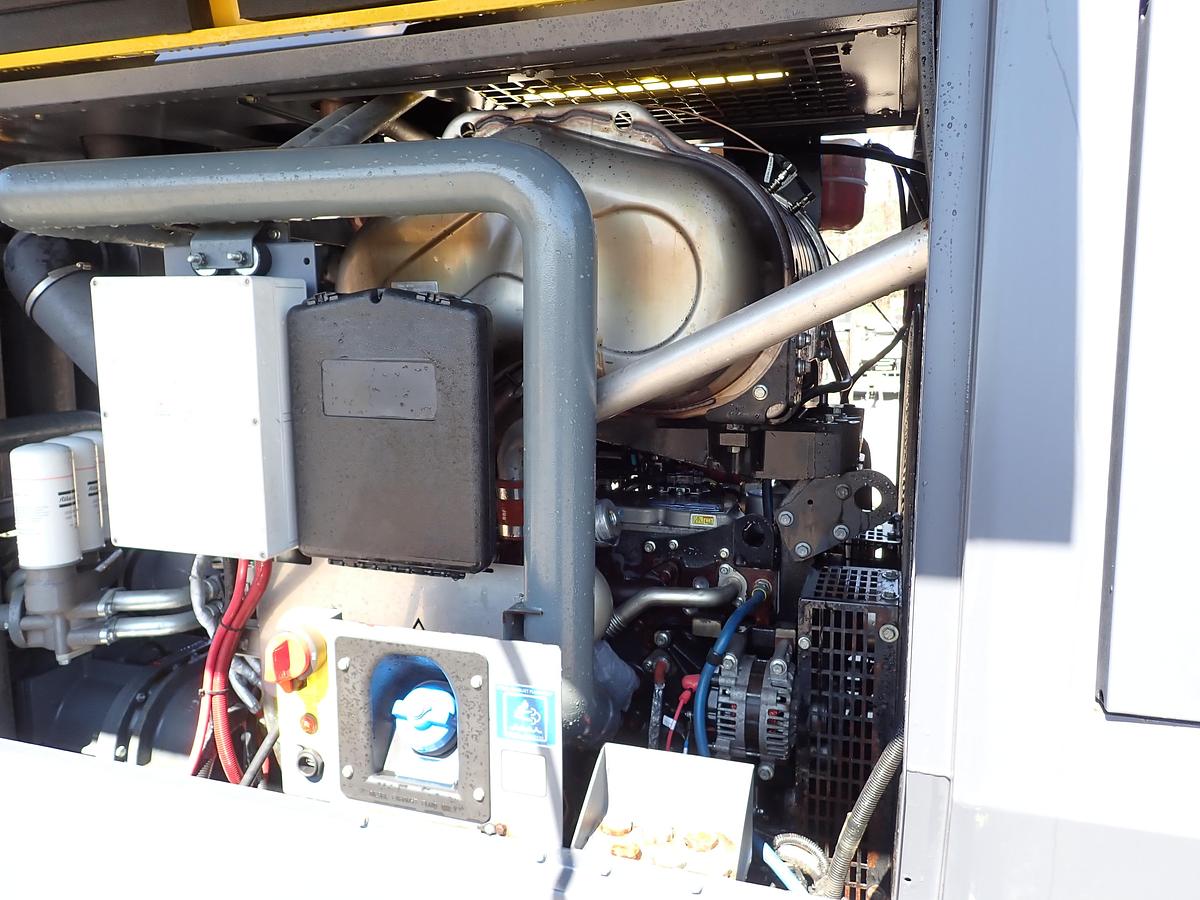 Used 2020 Atlas Copco XAS950 PD8 950 CFM Air Compressor 490 HOURS!!