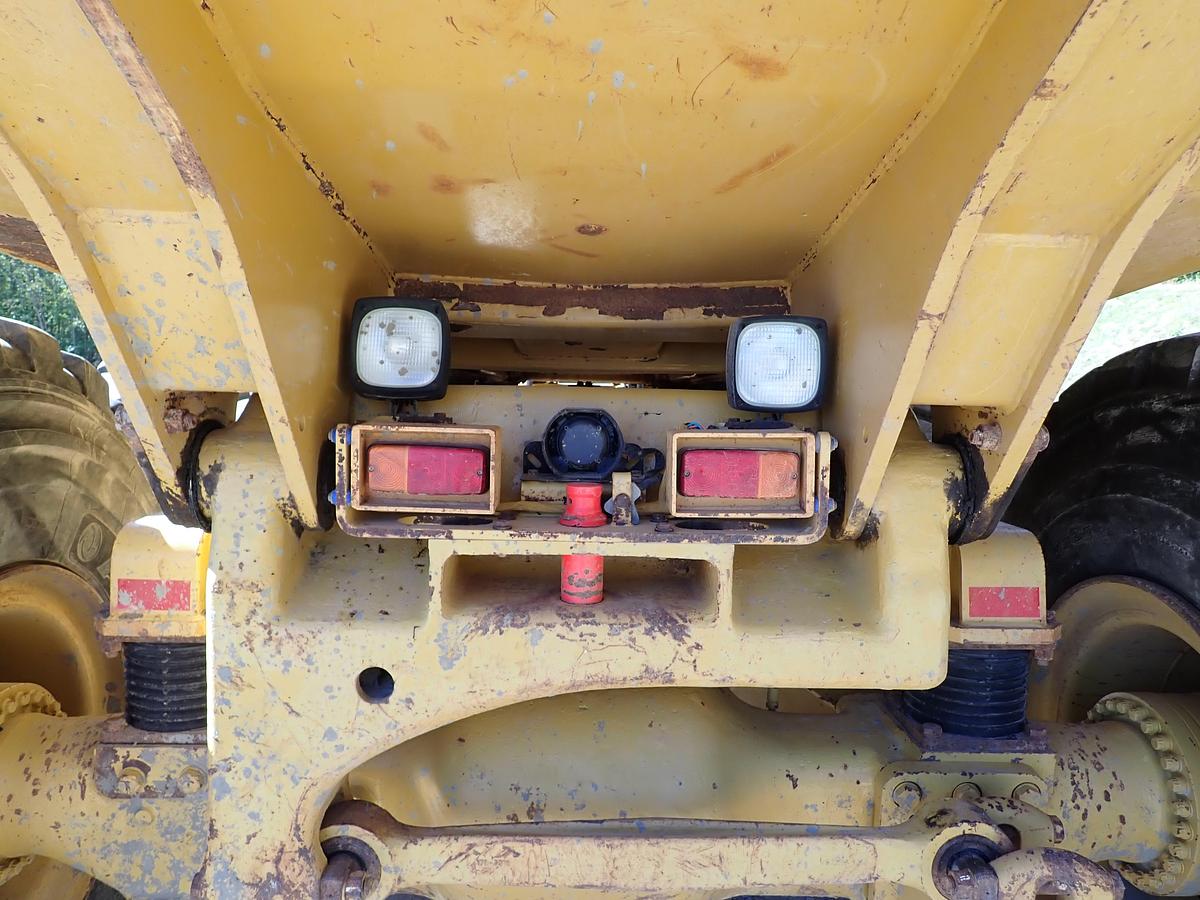 Used 2004 CAT 735 Articulated Haul Truck