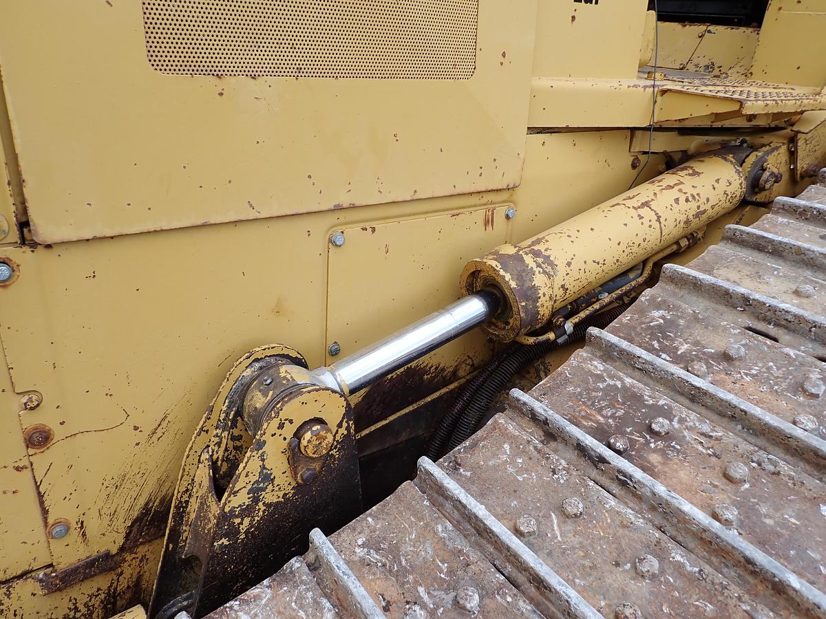 Used 1989 CAT D4H Series II Crawler Dozer 