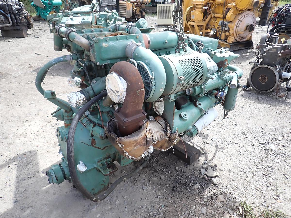 Used Detroit Diesel 8V71TA MARINE Engine 7082-3300 LEFT HAND ROTATION