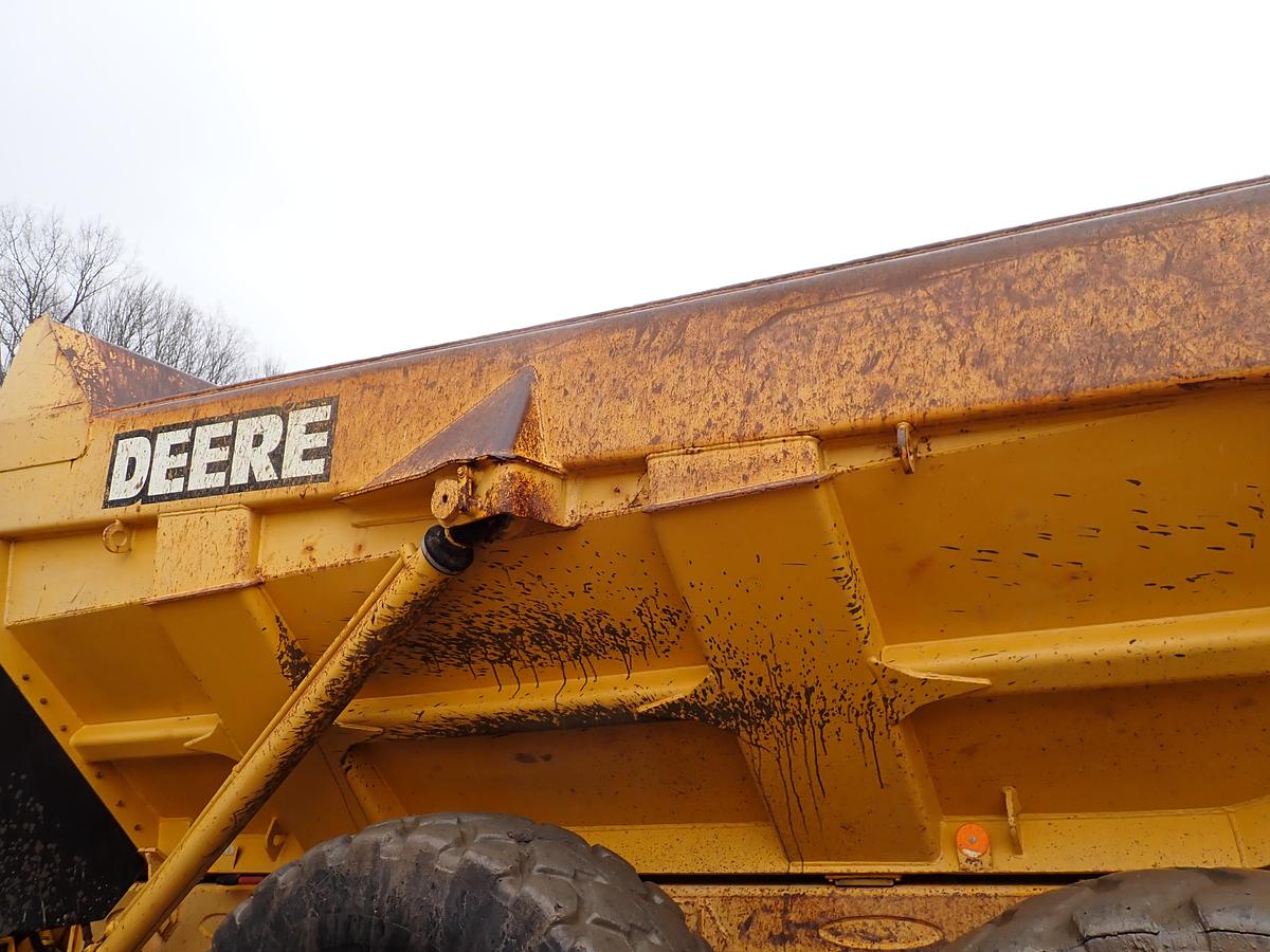 Used 2000 John Deere 300C Articulated Haul Truck