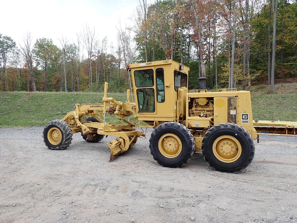 Used 1985 CAT 120G Motor Grader SUPER CLEAN