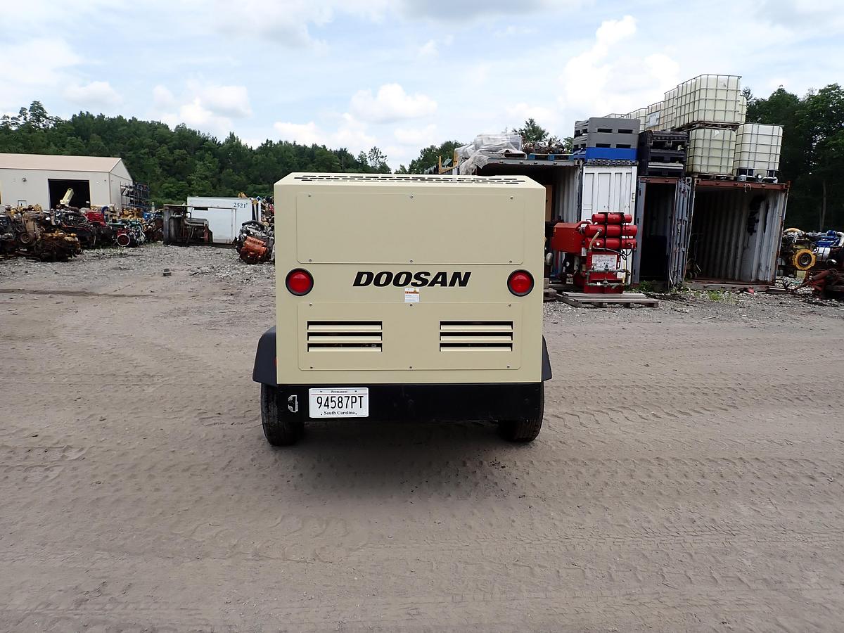 Used 2023 Doosan P425/HP375 Air Compressor 409 HOURS!