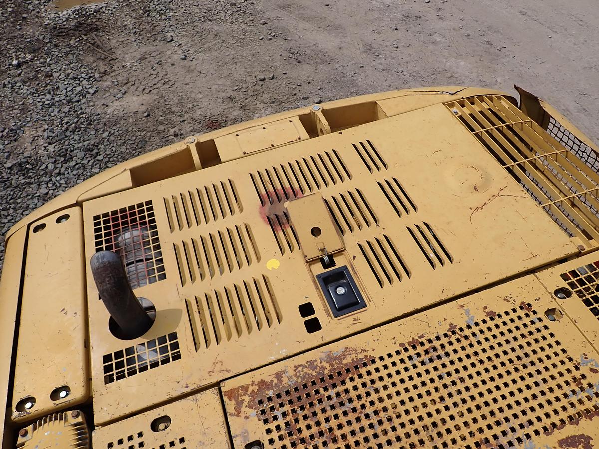 Used 2001 CAT 320CL Hydraulic Excavator