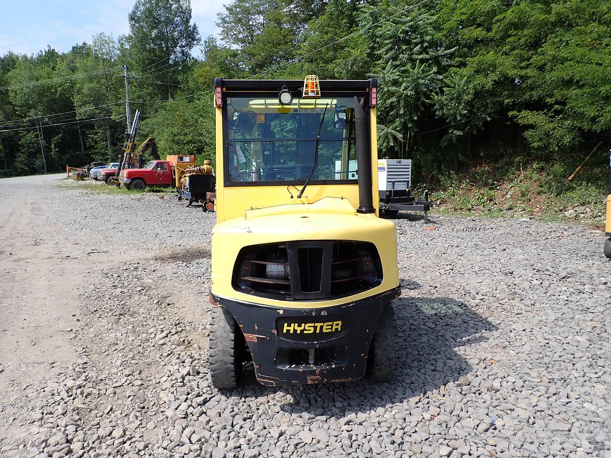 Used 2015 Hyster H80FT Diesel Forklift LOW HOURS! POSITIONERS!