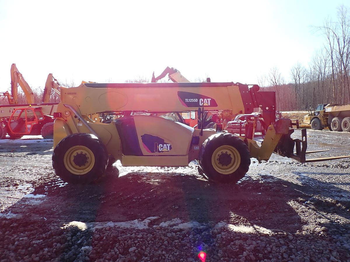 Used 2019 CAT TL1255D