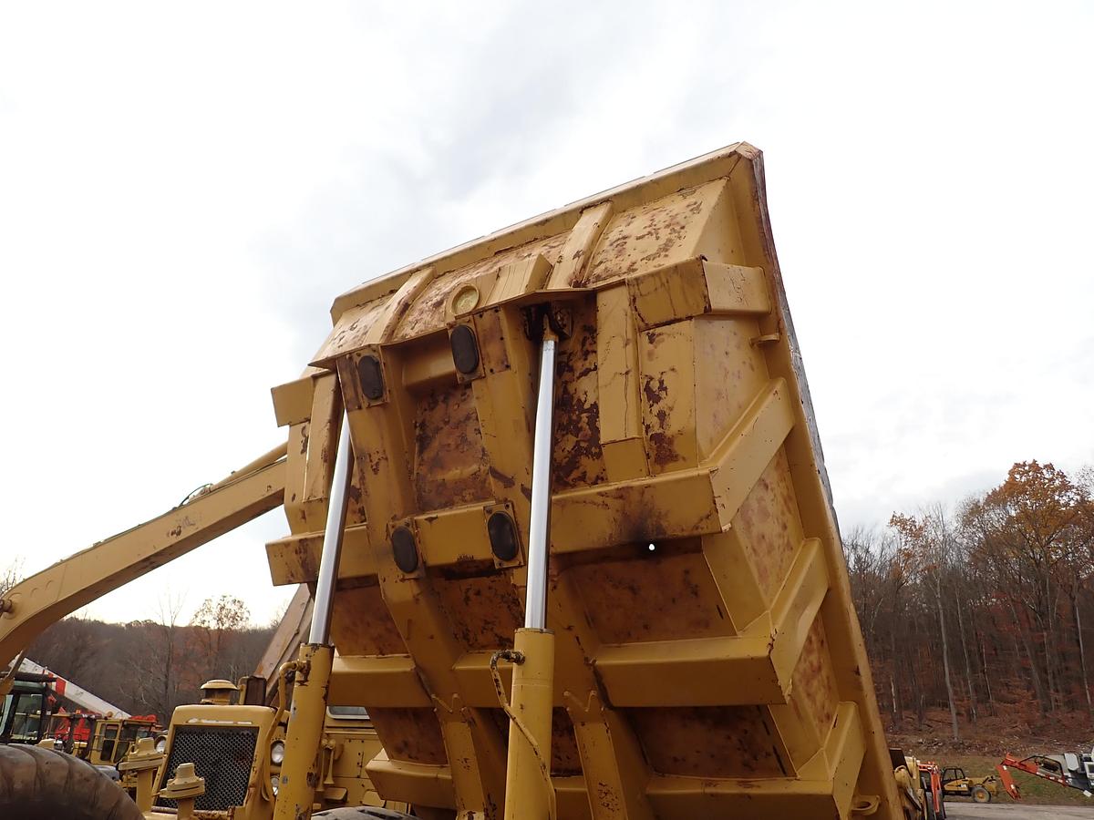 Used 1995 CAT D25D 25 Ton Articulated Haul Truck