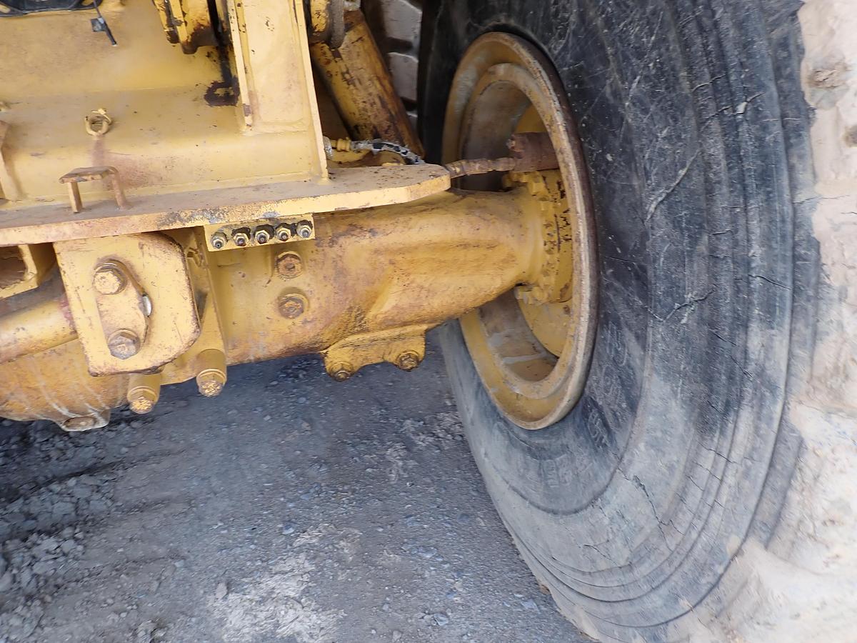 Used 1991 CAT D350D Articulated Haul Truck