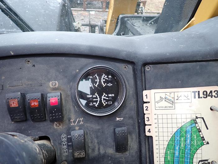 Used 2009 CAT TL943