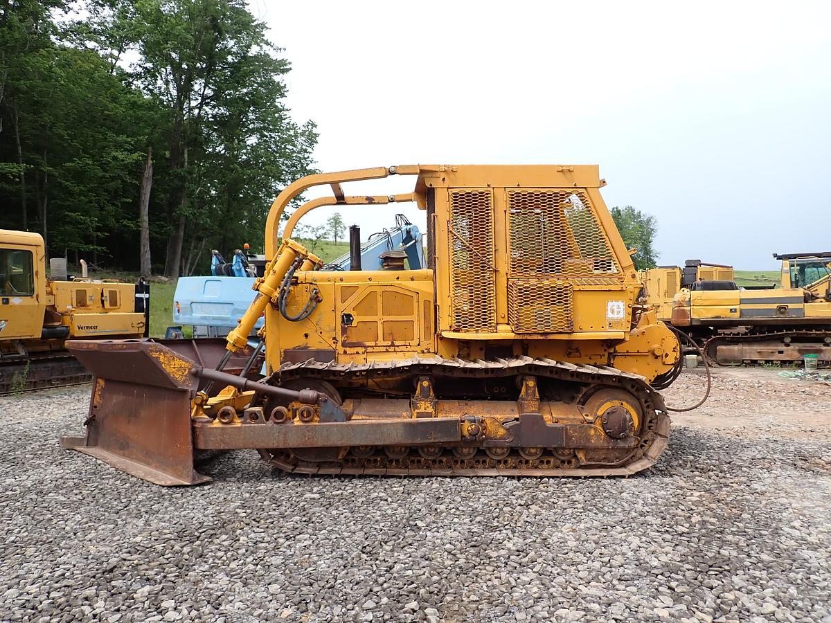 Used 1976 CAT D7G Crawler Dozer FORESTRY PACKAGE w/ WINCH