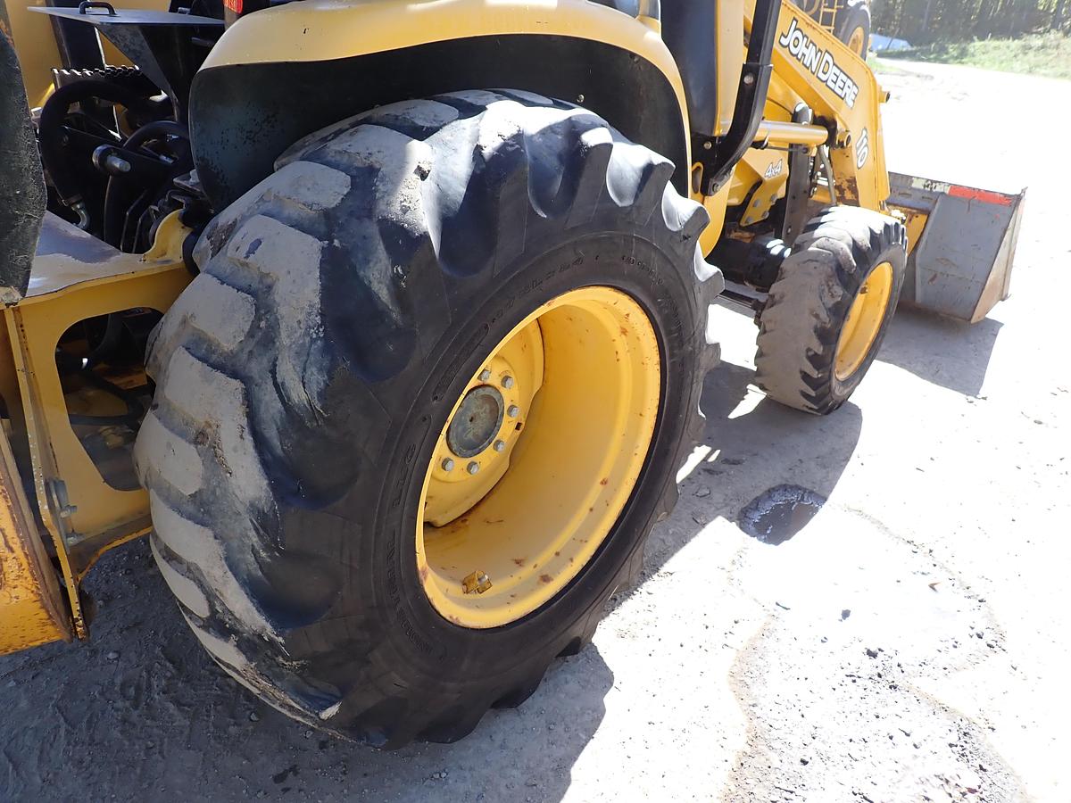 Used 2011 John Deere 110 Loader Backhoe