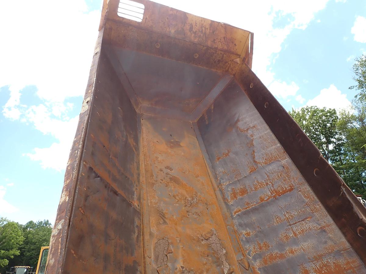 Used 1991 CAT D350D Articulated Haul Truck