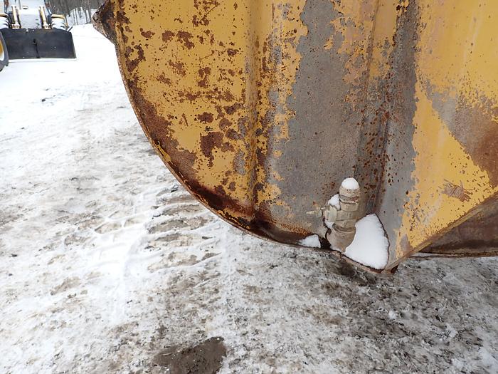 Used 1994 CAT 621F 8000 Gallon Water Wagon