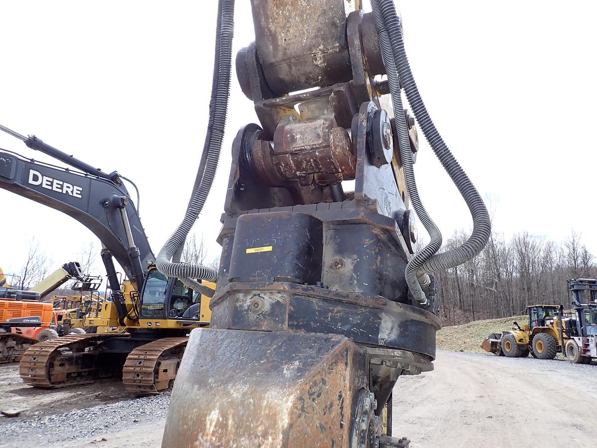 Used 2016 CAT MP318 Multiprocessor Concrete Shear