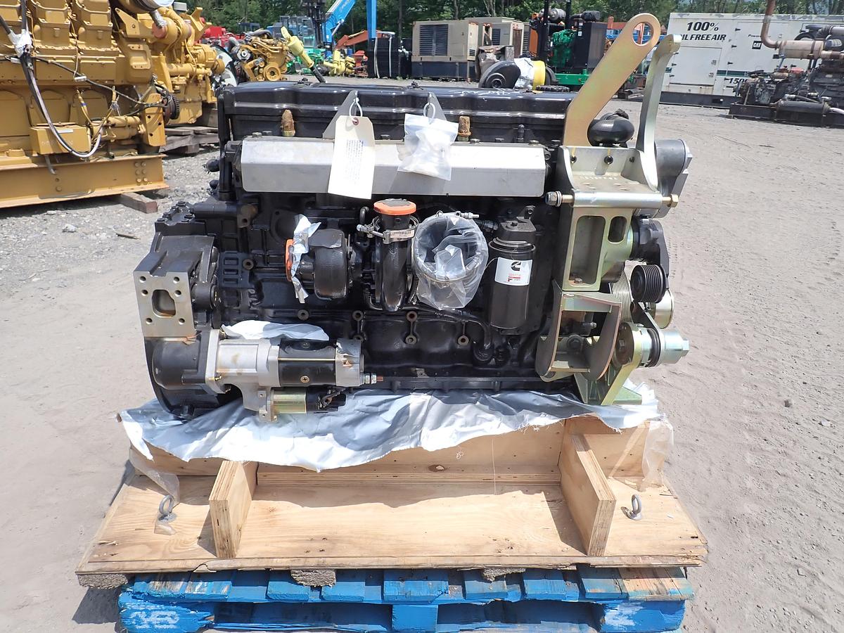 2011 Cummins QSB 6.7 Diesel Engine UNUSED! CPL 8611 300 HP