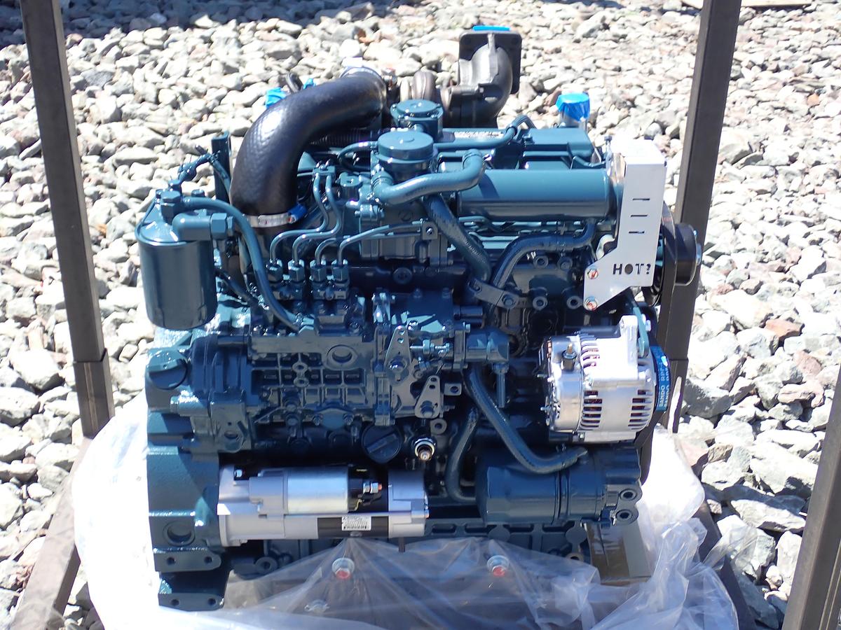 Kubota V3307-T Turbo Diesel Engine UNUSED!