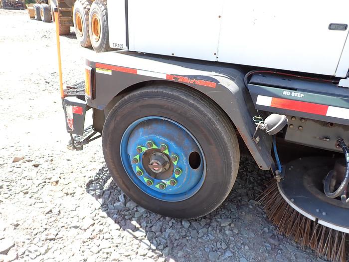 Used 2015 Global M4 Sweeper