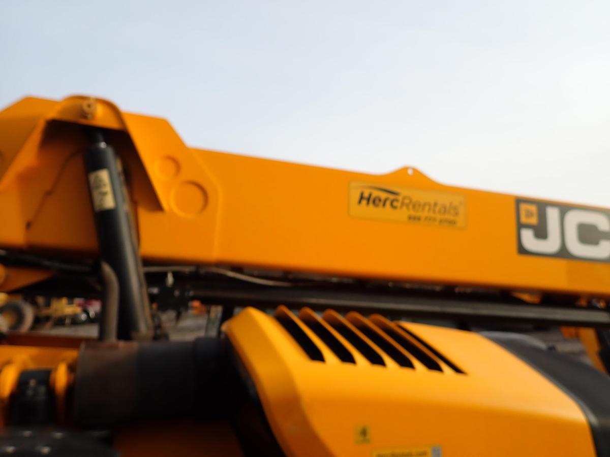 Used 2018 JCB 510-56 10K Telehandler