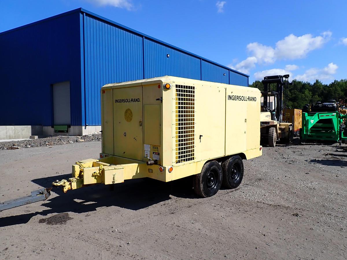 Used Ingersoll Rand XP600WCU 600 CFM Air Compressor