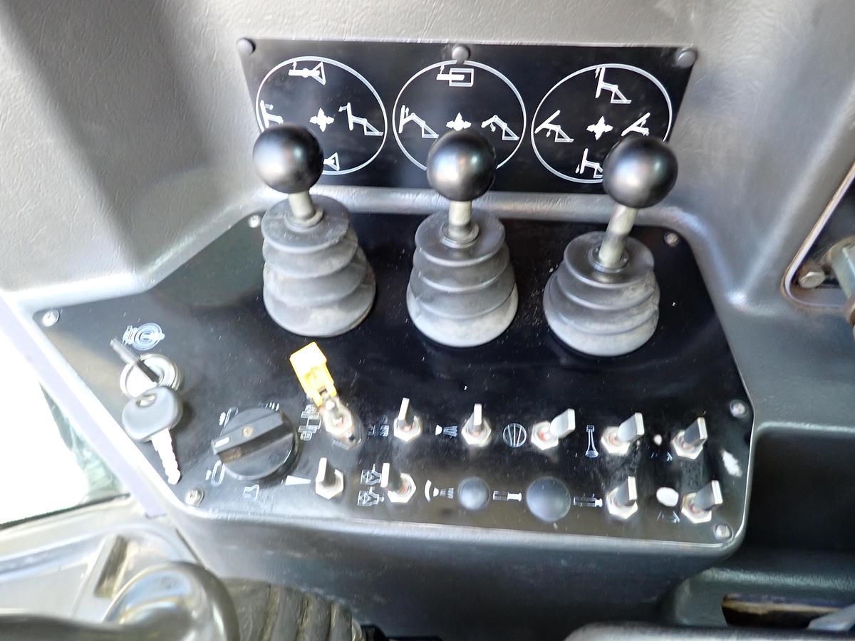 Used Atlas Copco ROC F9