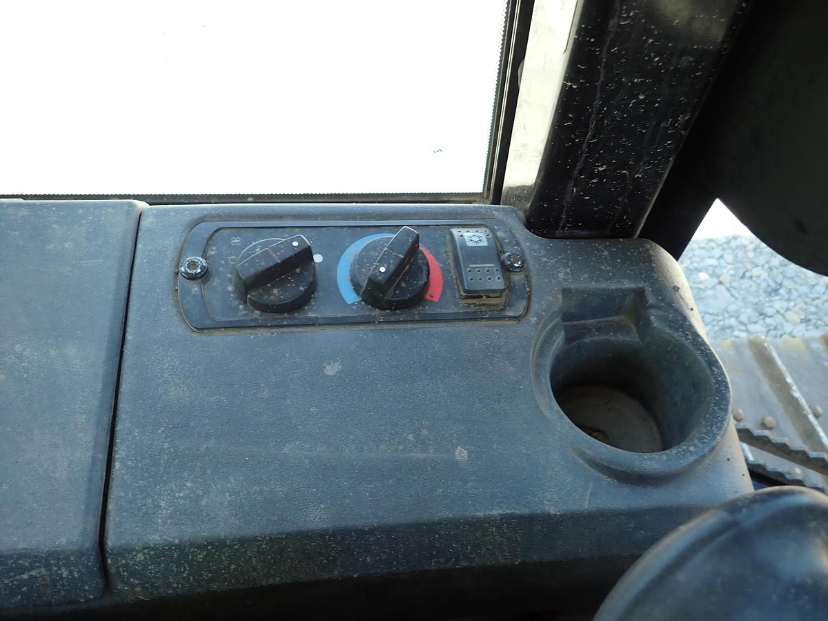 Used 2011 CAT D5K XL Crawler Dozer REBUILT ENGINE! PRE-EMISSIONS