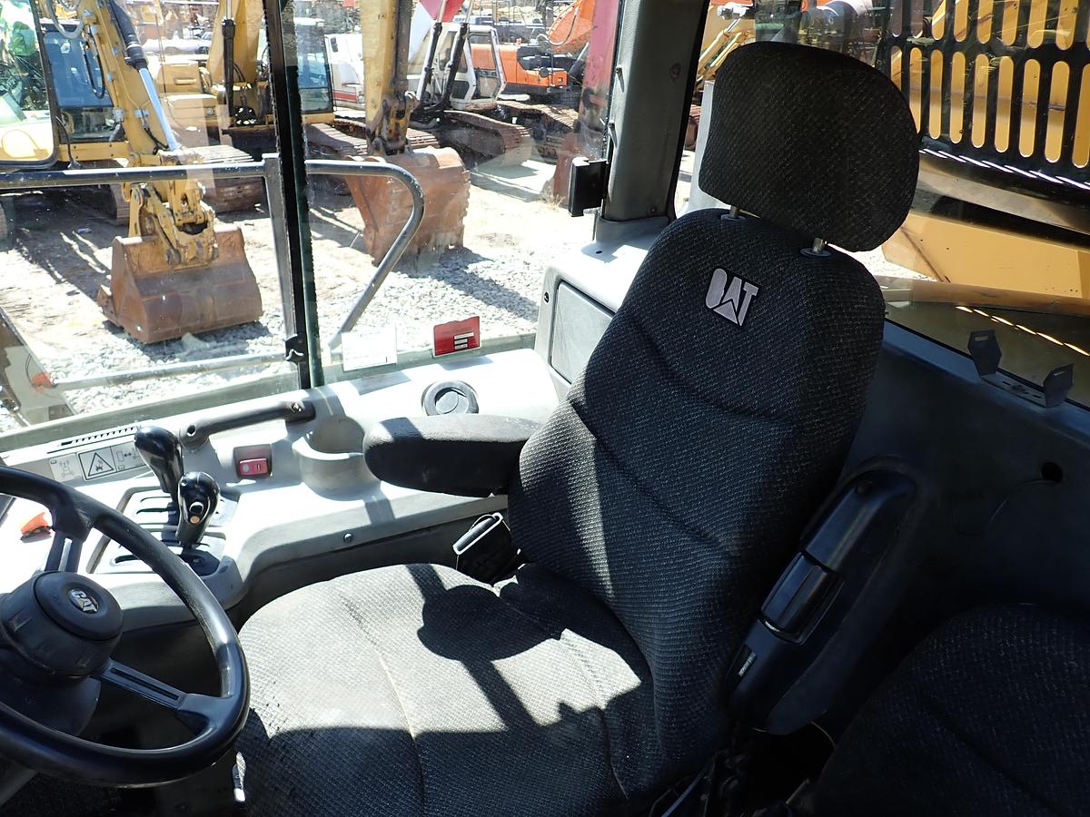 Used 2012 CAT 740B Articulated Haul Truck w/ TAILGATE