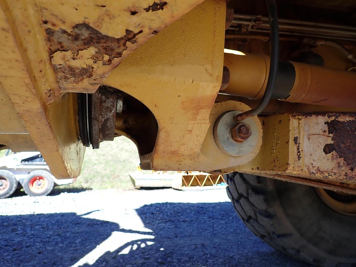 Used 2004 CAT 735 Articulated Haul Truck