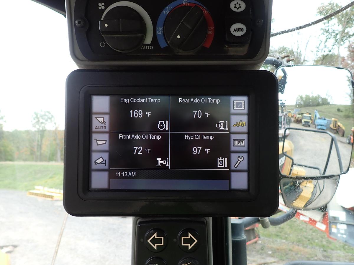 Used 2015 CAT 982M Wheel Loader