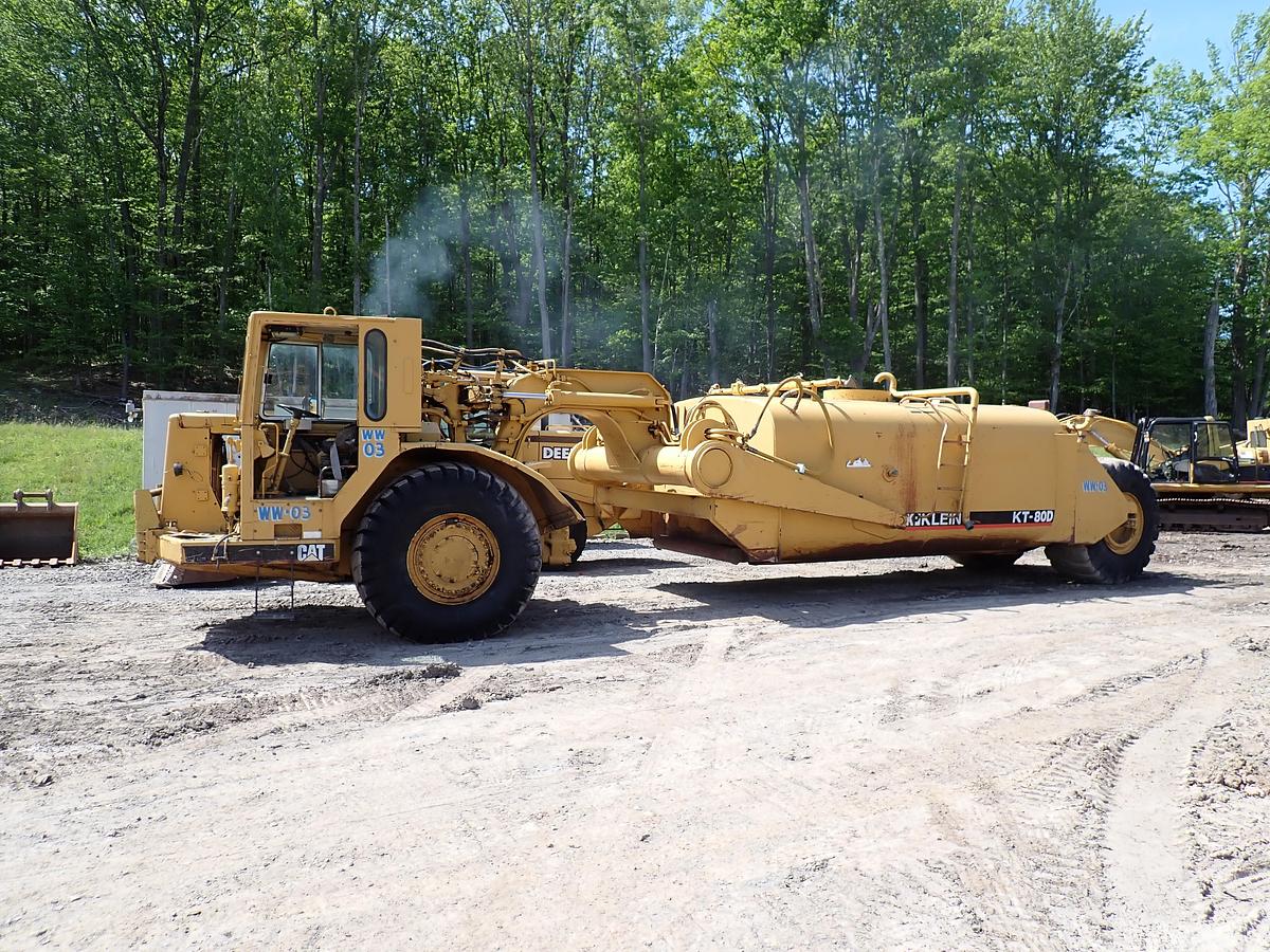 Used CAT 623B 8000 Gallon Water Wagon