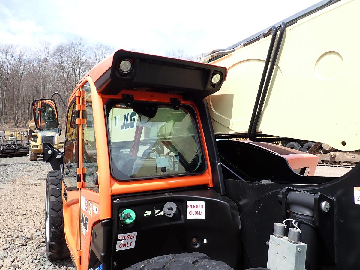 Used 2019 JLG 1255 12K Telehandler