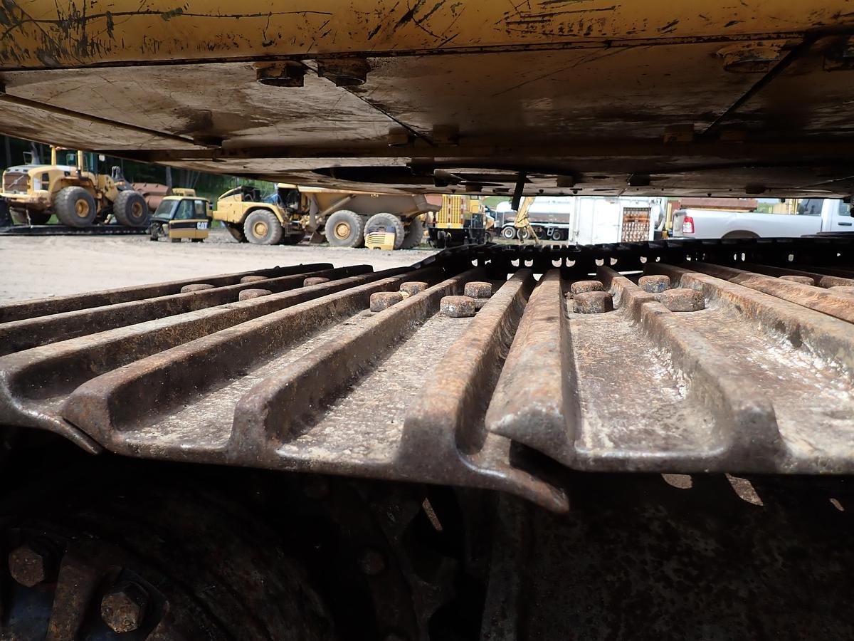 Used 2001 CAT 320CL Hydraulic Excavator