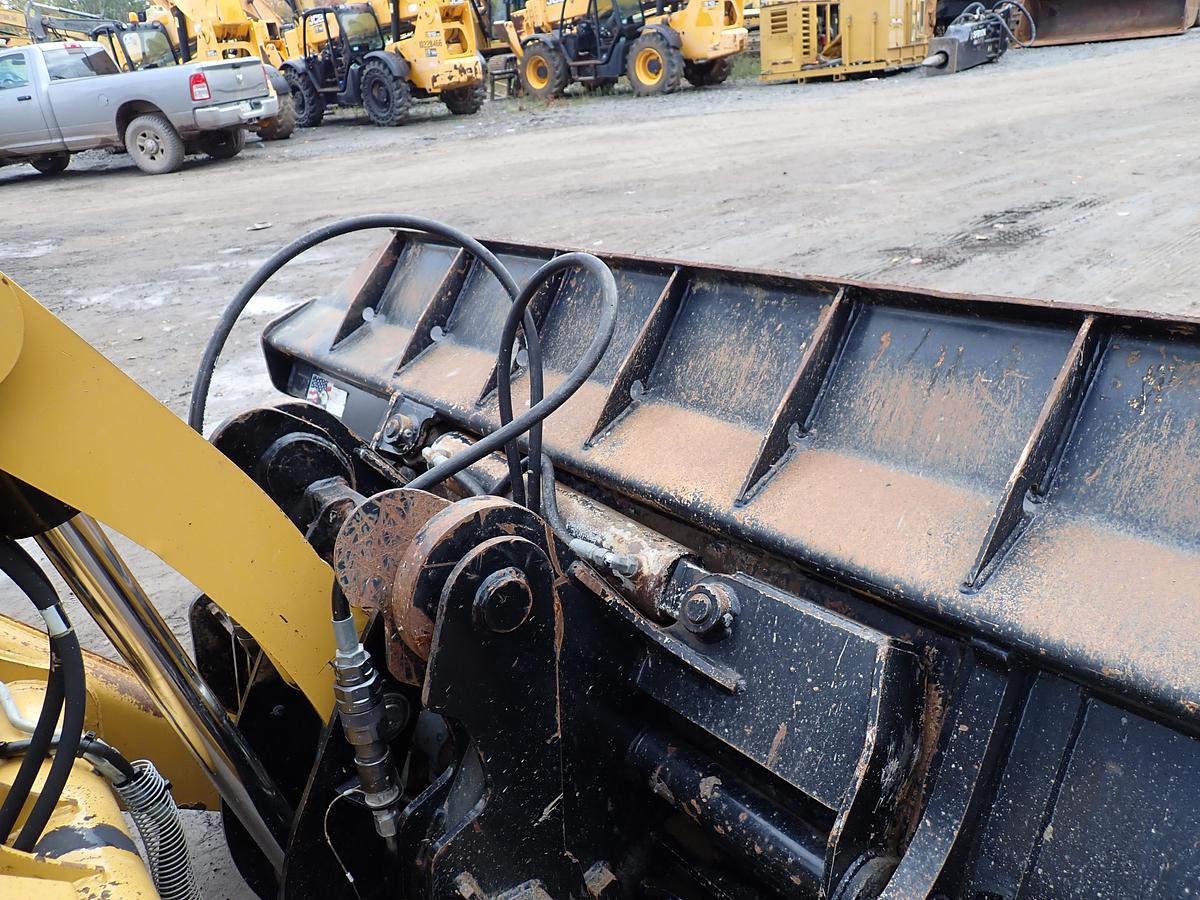 Used 2022 CAT 420 XE Backhoe Loader 