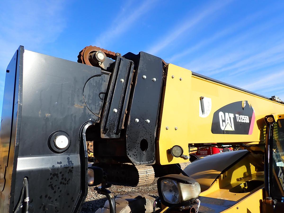 Used 2019 CAT TL1255D