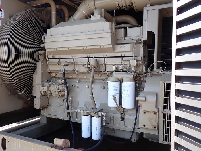 Used 1990 Cummins KTTA19-G1 400 KW Standby Generator 1307 HOURS!