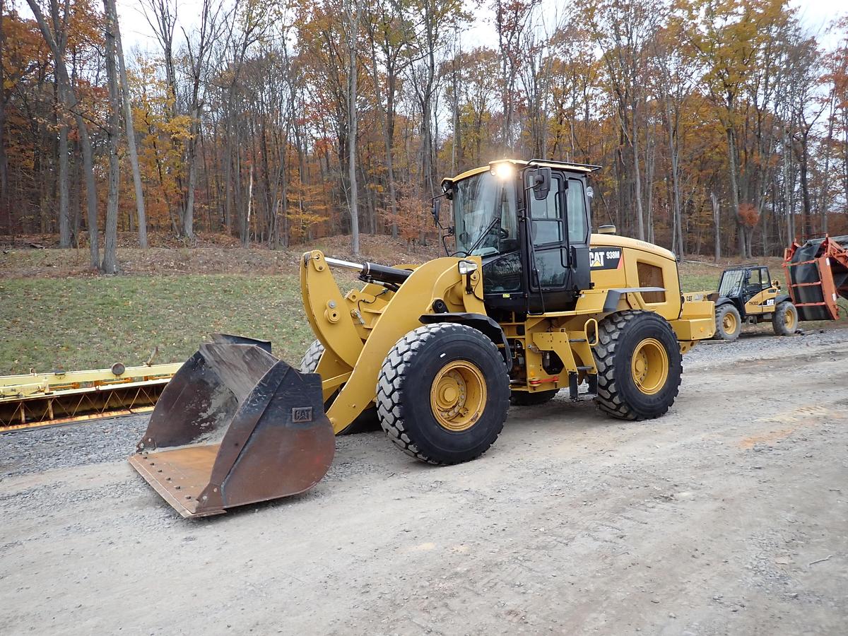 Used 2019 CAT 938M Wheel Loader