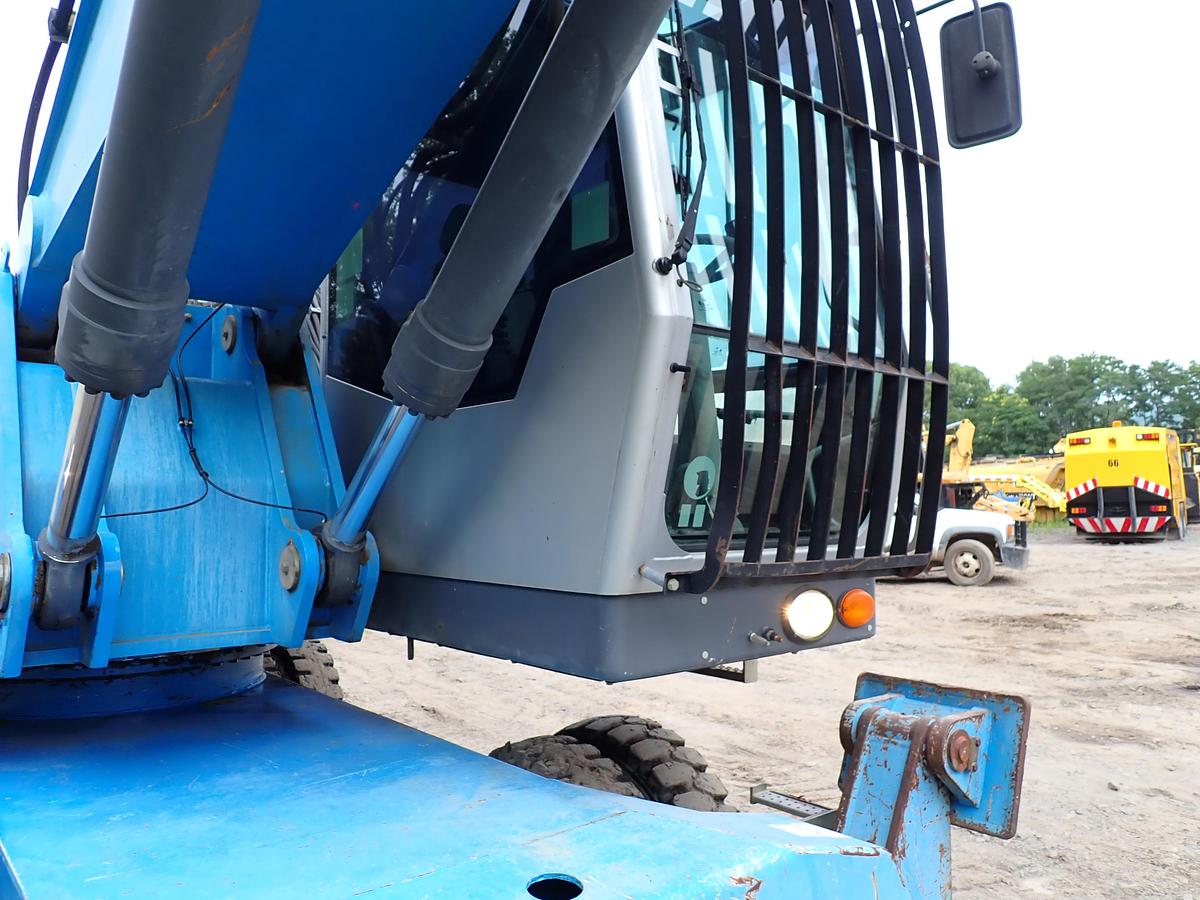 Used 2011 Fuchs MHL340 Wheeled Material Handler