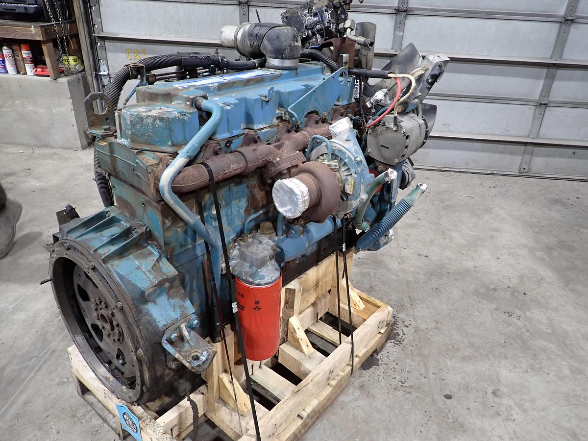 Used 1995 International DT466 NGD Turbo Diesel Engine P PUMP! 