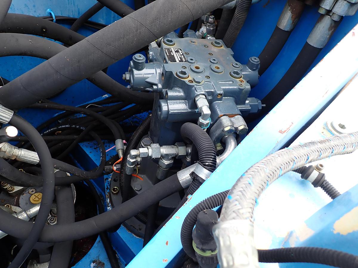 Used 2011 Fuchs MHL340 Wheeled Material Handler