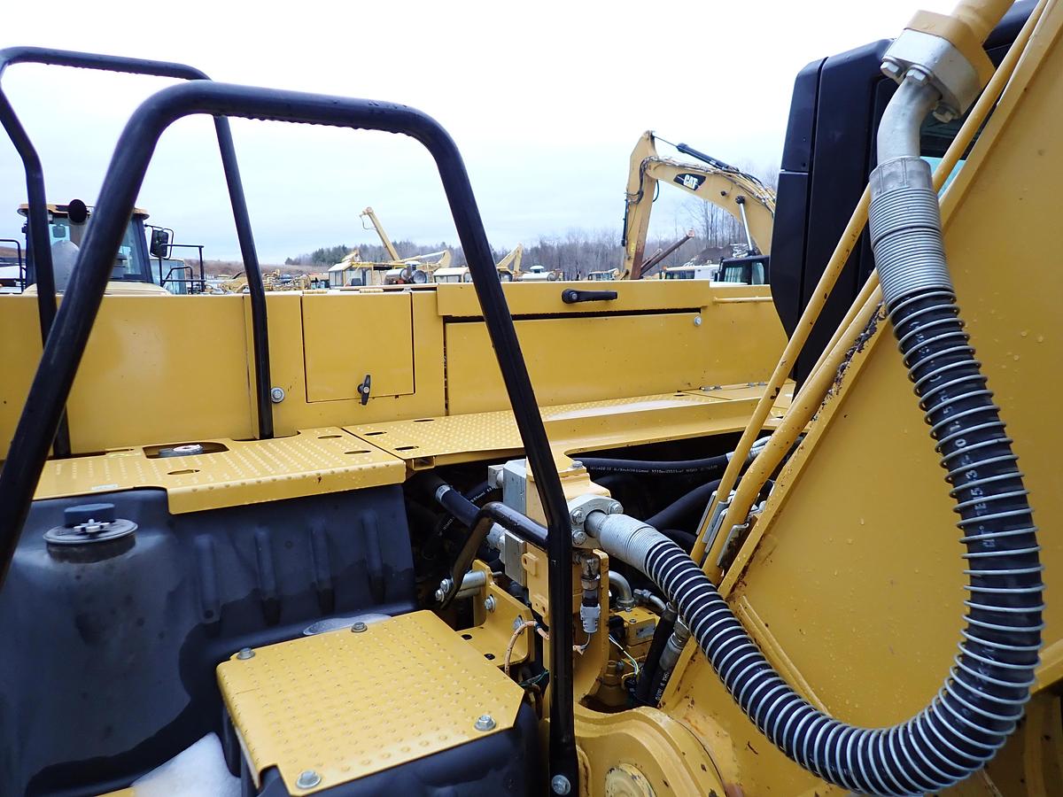 Used 2019 CAT 323 Hydraulic Excavator HYD THUMB! Q/C