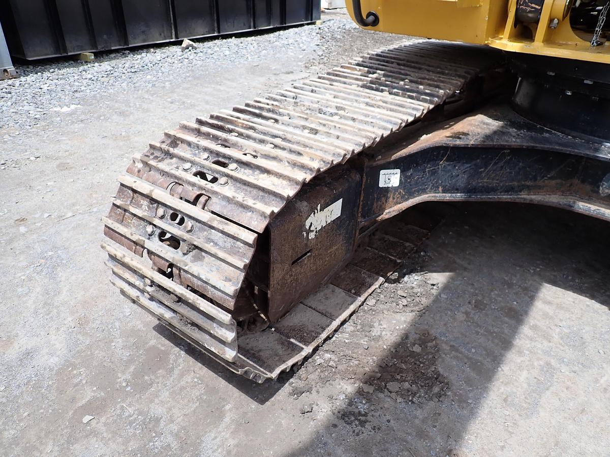 Used 2015 John Deere 160G LC Excavator HYDRAULIC THUMB & QC